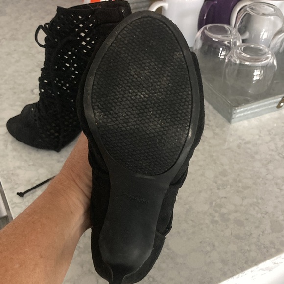 Black Faux Suede open toe bootie - Picture 4 of 6